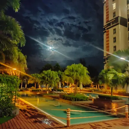 Timurbay Seaview Grey Studio Suite Kuantan Exterior photo