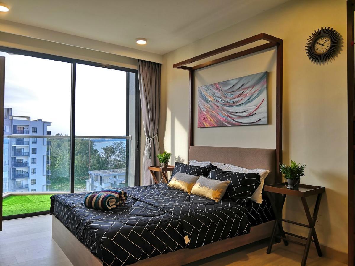 Timurbay Seaview Grey Apartment Kuantan