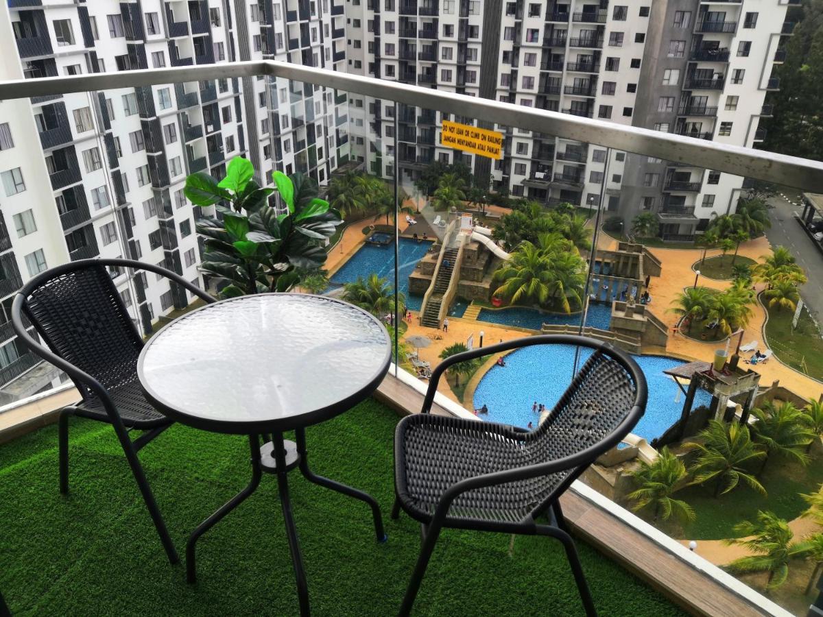 Apartment Timurbay Seaview Grey Kuantan